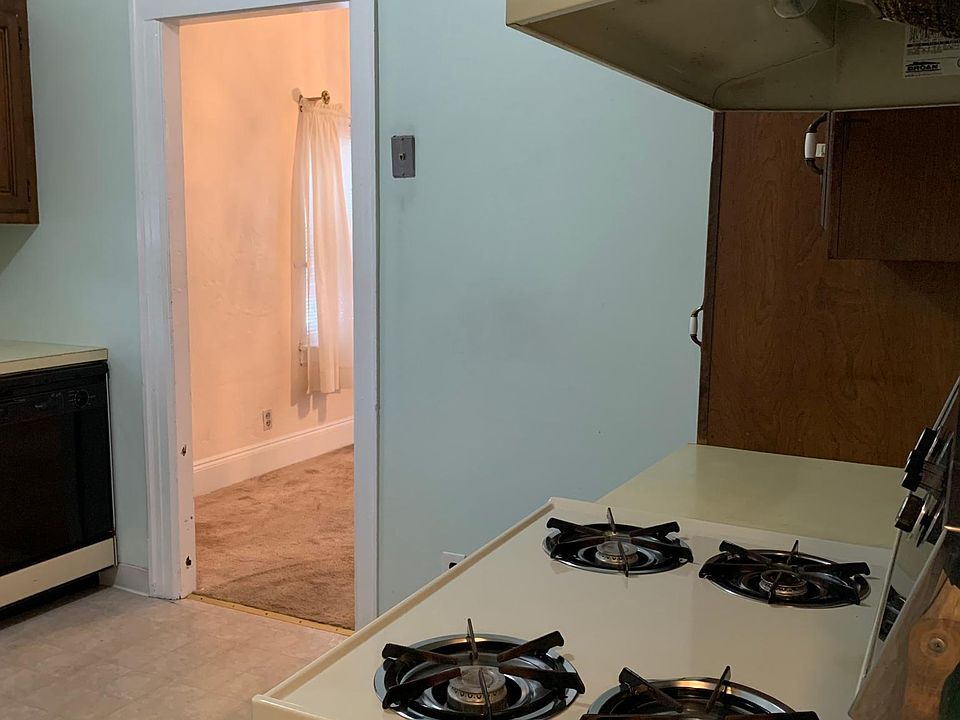 1st image of 15 Birch St