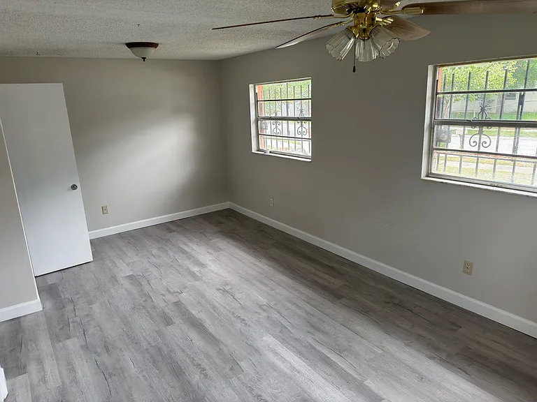 5377 Rosegay Ct — Photo 15