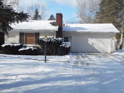 7182 Brittwood Ln, Flint, MI, 48507