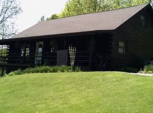 1636 Ridge Rd NW, Bolivar, OH 44612