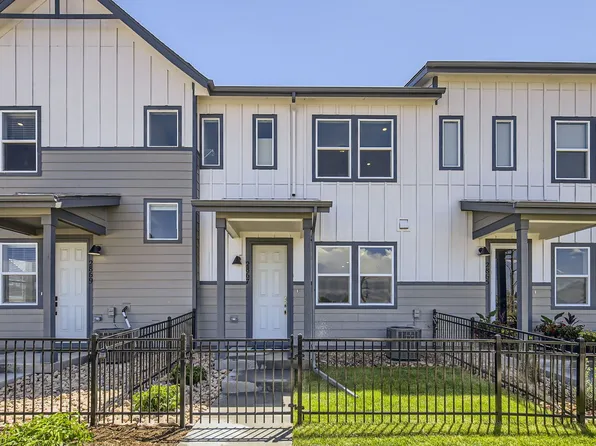 2757 Bear Springs Cir, Longmont, CO 80503