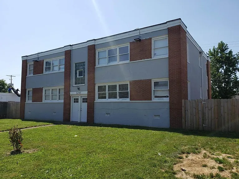 3285 Sullivant Ave #D — Photo 1