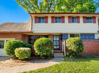 5421 Berry Hill Rd, Norfolk, VA 23502