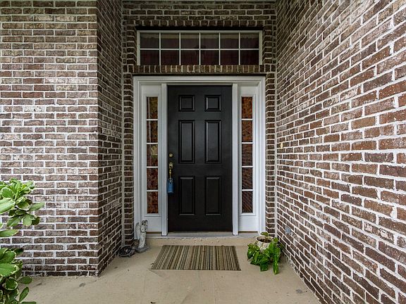 4th image of 12298 Lysterfield Ct