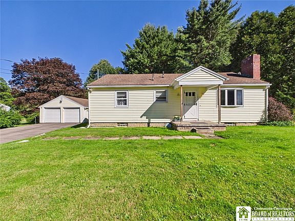 2nd image of 1297 Kamery Rd