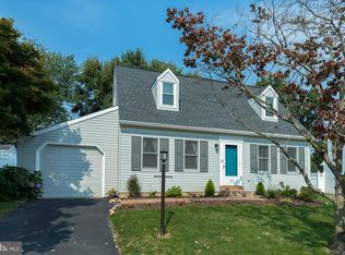 105 Brewster Dr, Lancaster, PA