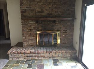 1227 E Arlington Rd, Erie, PA 16504