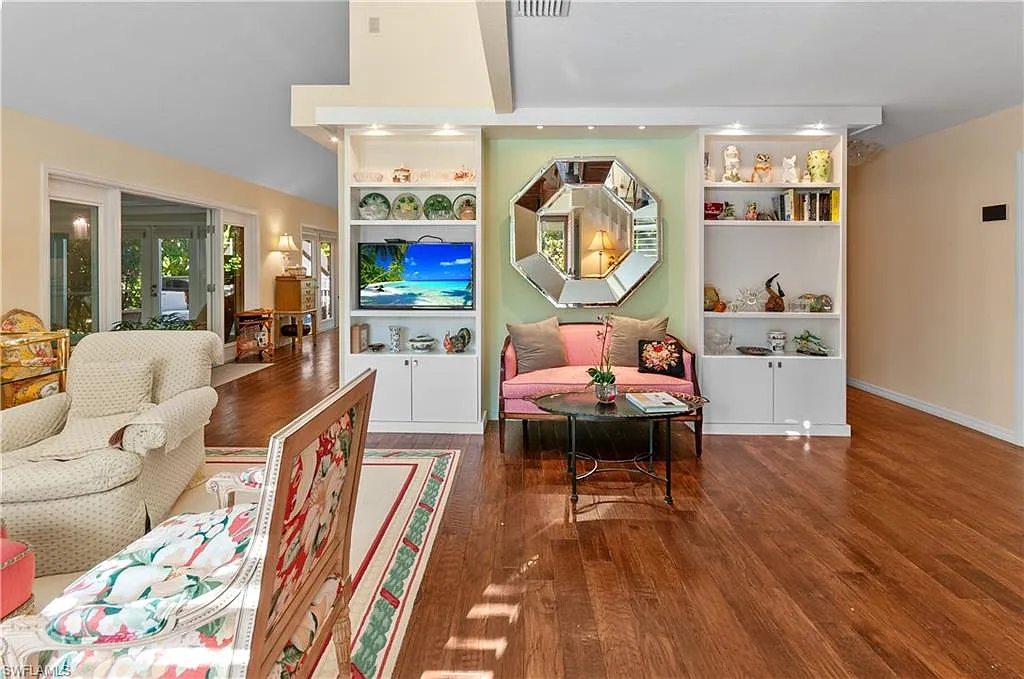 2 bed, 2.0 bath, 1728 sqft, $6,500 — Photo 4