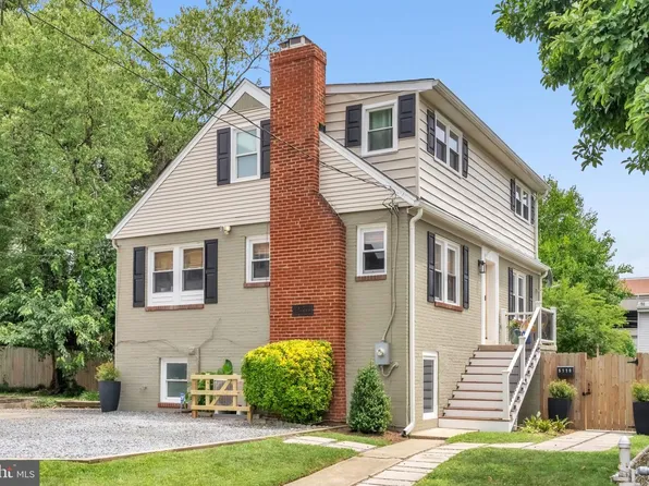 5110 19th Rd N, Arlington, VA 22207
