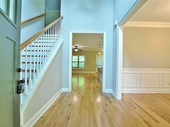 4th image of 115 Creek Pointe Dr