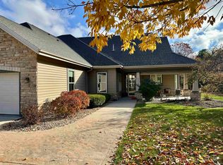 8203 Highview Dr, Madison, WI 53719