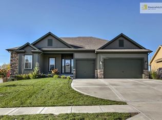 8824 N Bales Ave, Kansas City, MO 64156