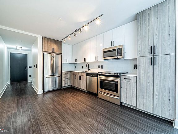 4th image of 145 Riverhaven Dr Unit L01