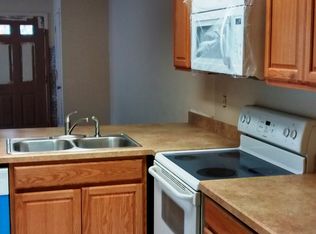 120 W Perry Ln, Englewood, FL 34223