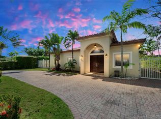 6480 SW 82nd St, Miami, FL 33143