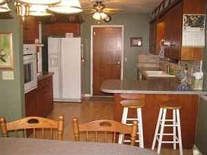 New kitchen counters and sink