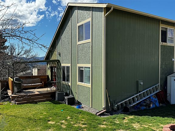 3rd image of 104 Cove Ct