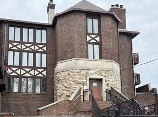 340 N Allen St APT 7, Madison, WI 53726