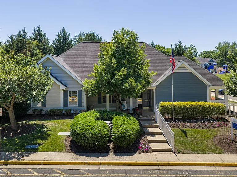 Arbor Grove — Photo 28