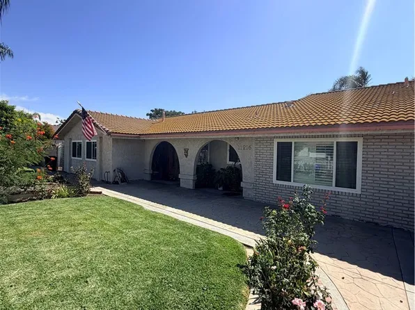 11216 Jurupa Rd, Jurupa Valley, CA 91752