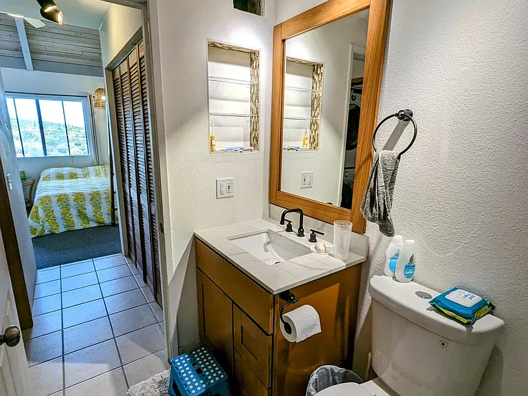 2180 W Vineyard St #306 — Photo 10