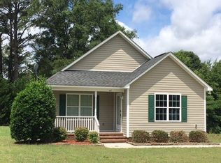 45 N Poole St, Coats, NC 27521