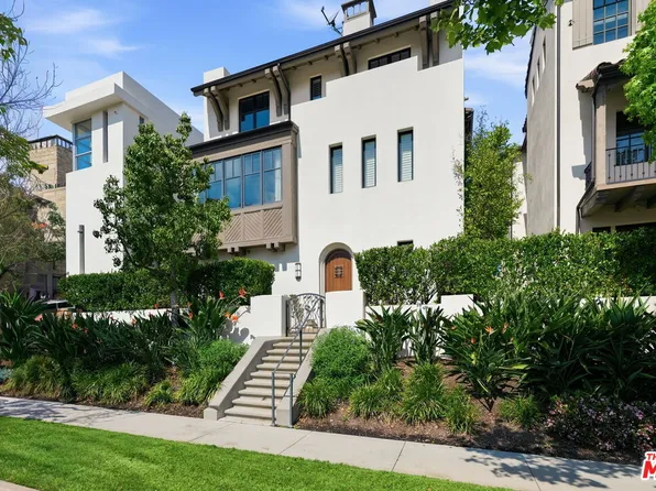 13079 Bluff Creek Dr, Playa Vista, CA 90094