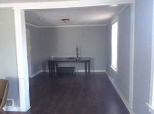 233 Chamberlain St, Pontiac, MI 48342