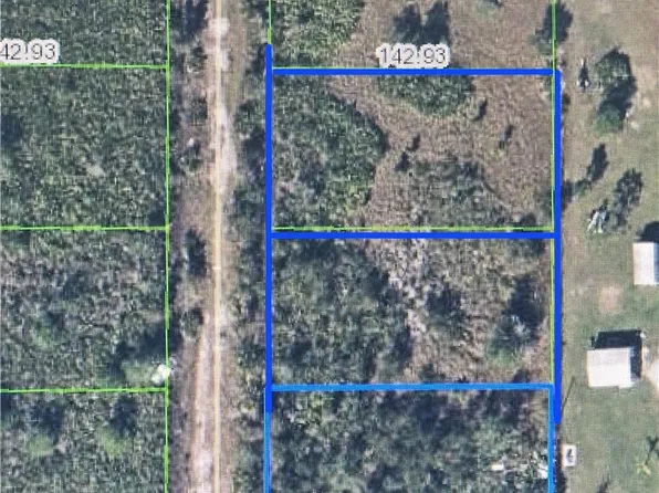 1052 Riding Dr, Lorida, FL 33857