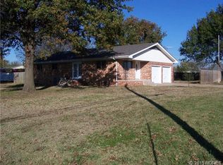 506 N 6th St, Morris, OK 74445