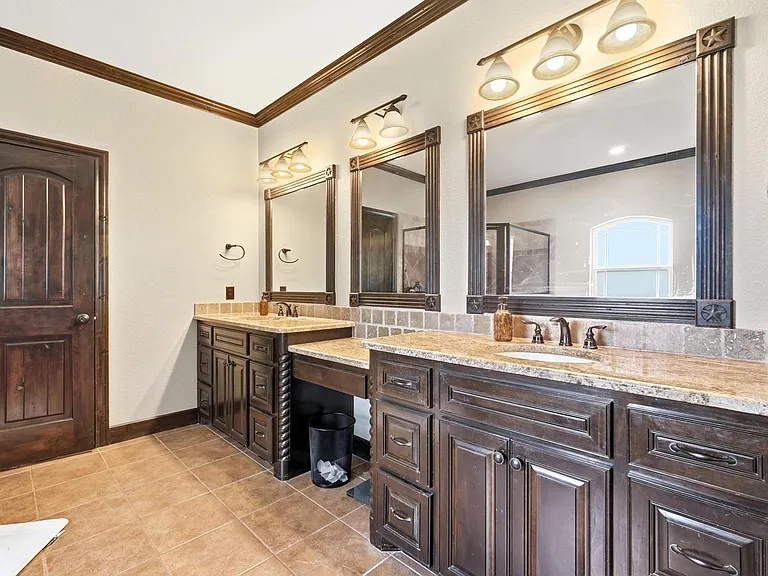 133 Prairie Creek Way — Photo 36