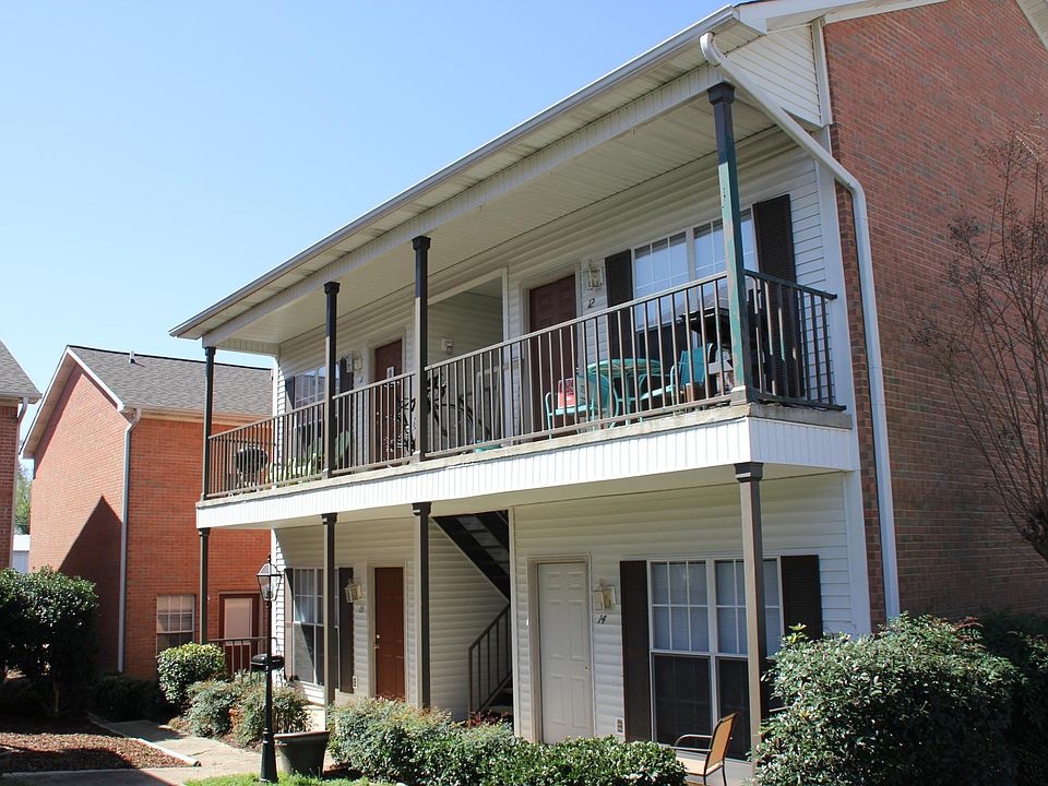 1st image of 319 E Lampkin St #313