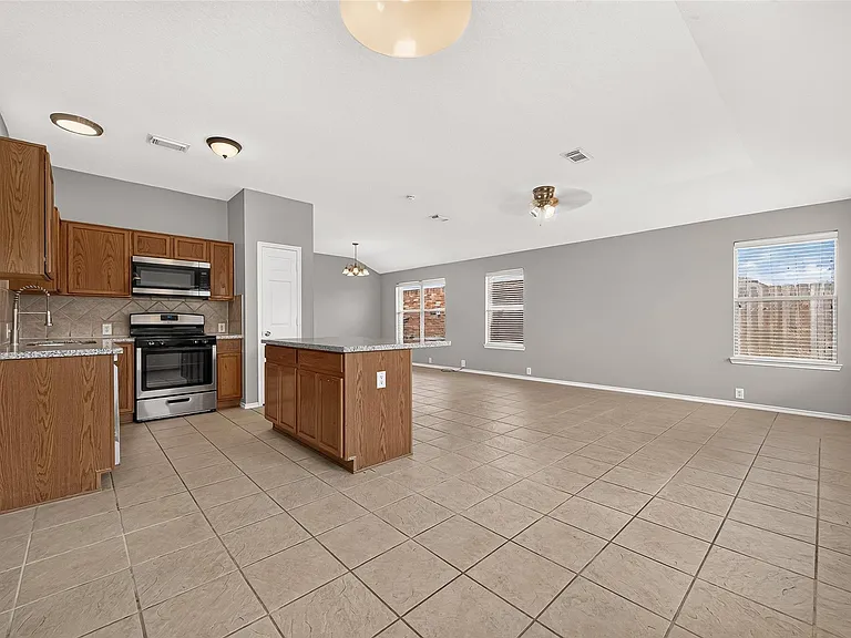 14922 Sugar Sweet Dr — Photo 19