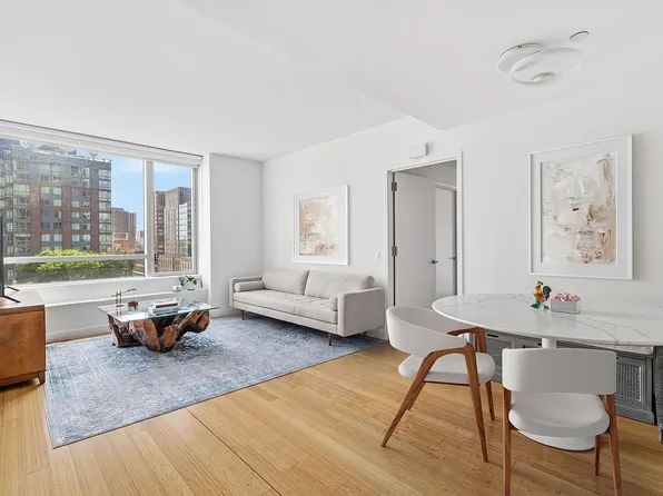 2 River Ter APT 17F, New York, NY 10282