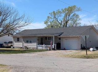215 N Hilltop St, Udall, KS 67146