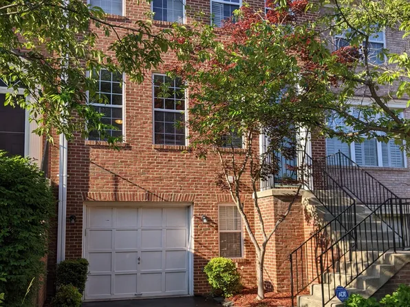 6206 Windham Hill Run, Alexandria, VA 22315