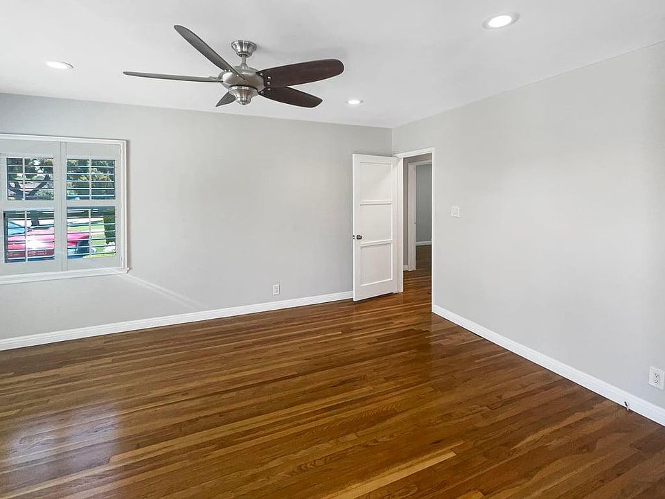 1st image of 4538 Ladoga Ave