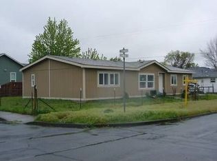 114 NE 7th Ave, Milton Freewater, OR 97862