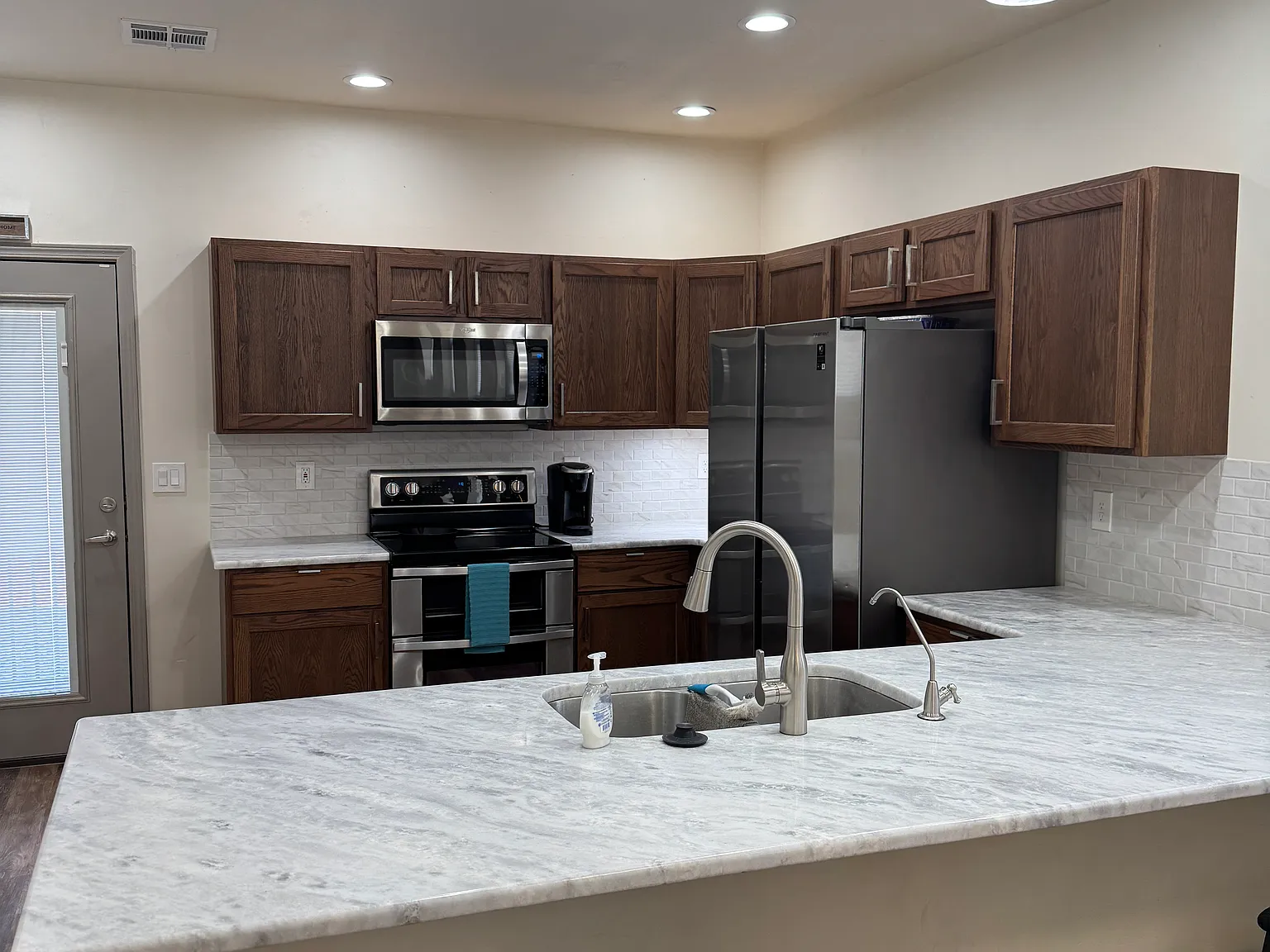 2 bed, 1442 sqft, $4,650 — Photo 3
