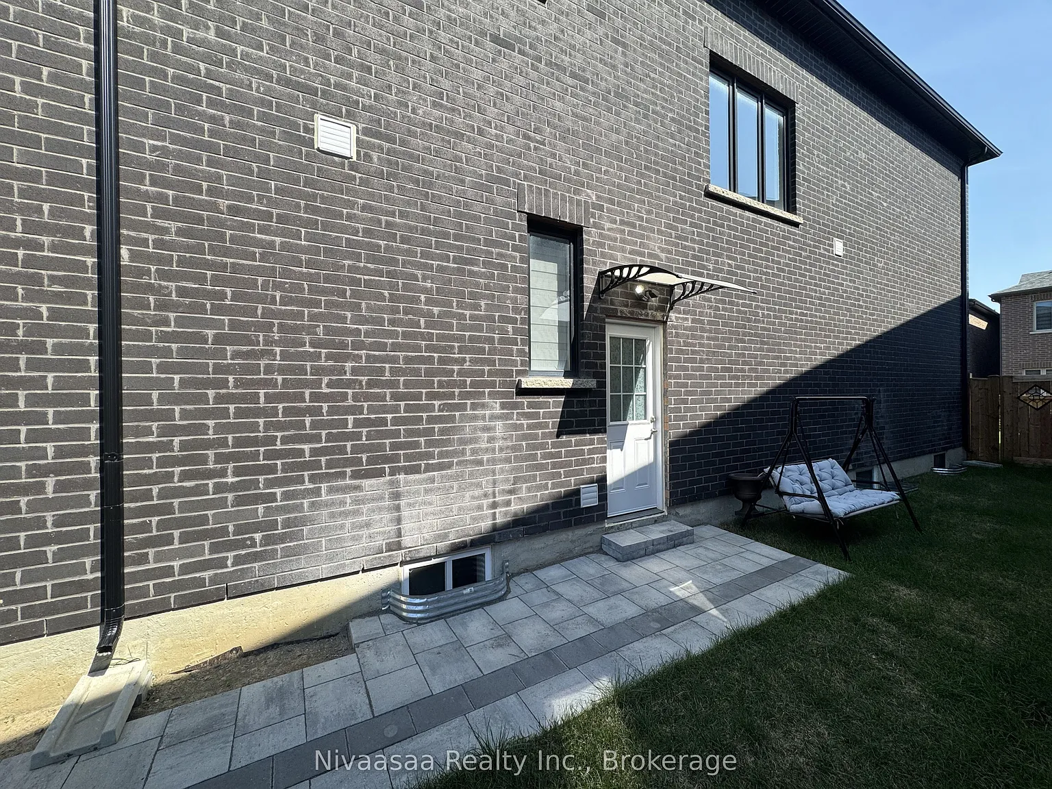 2 bed, $1,700 — Photo 3