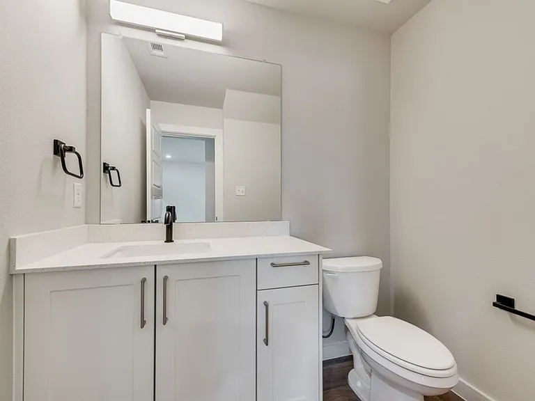 6846 Florence Dr — Photo 8