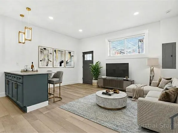 1724 Dickinson St, Philadelphia, PA