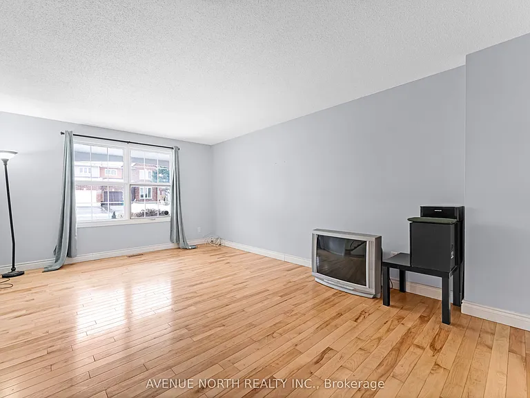 3489 Southgate Rd — Photo 4