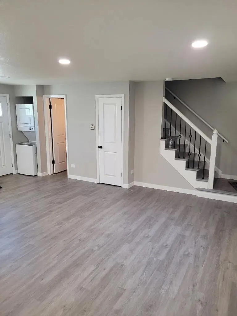2 bed, 1.5 bath, 1000 sqft, $1,900 — Photo 3