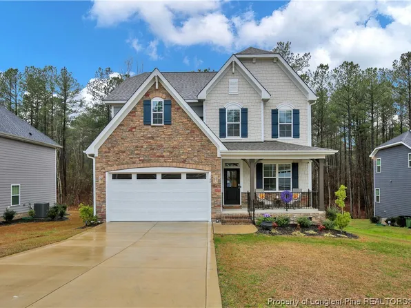 180 School Side Dr, Spring Lake, NC 28390