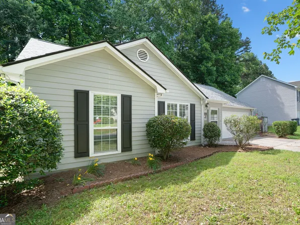 4941 Lighthouse Pointe, Acworth, GA 30101