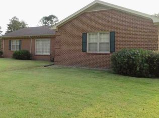 307 Shore Dr, Emporia, VA 23847