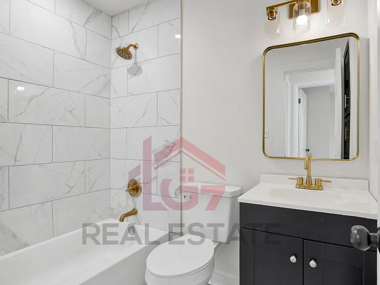6100 Lorma Rd — Photo 12