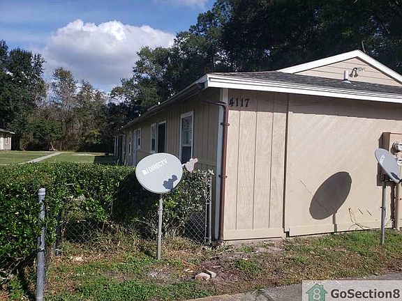 2nd image of 4117 Lorenzo Ct APT 1