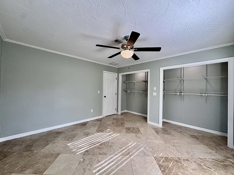 625 N Jackson Rd — Photo 20
